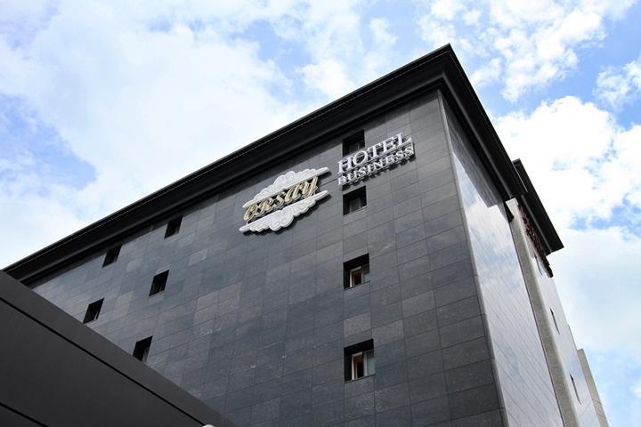 Suwon Orsay Business Hotel Екстер'єр фото