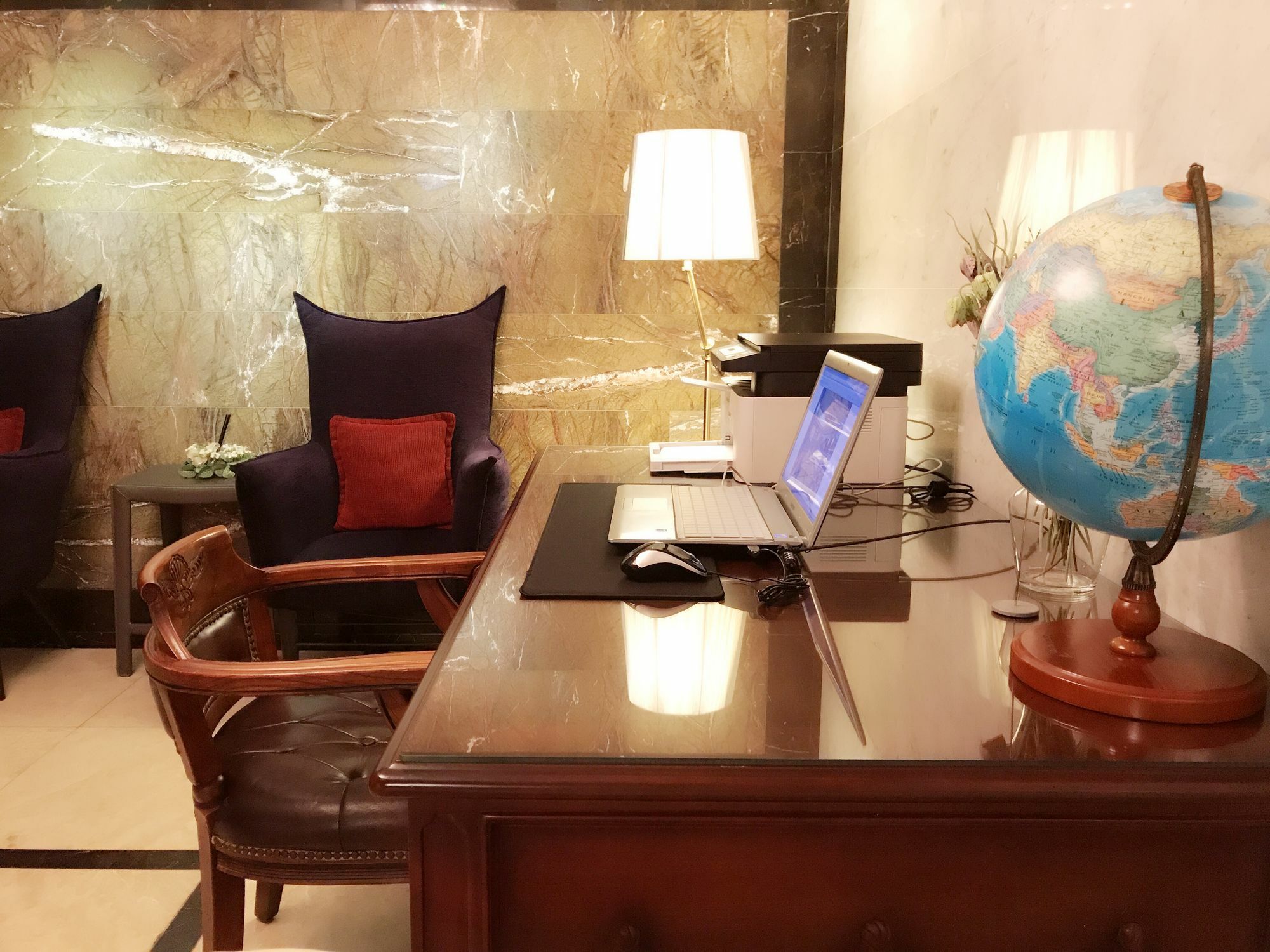 Suwon Orsay Business Hotel Екстер'єр фото